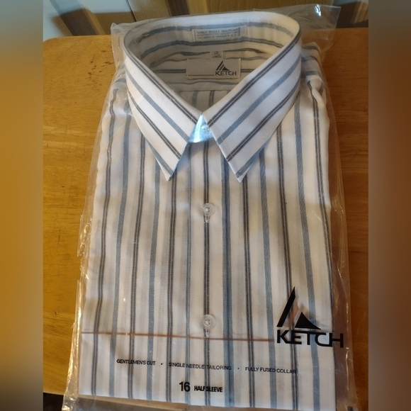 NWT Men's Ketch 16neck Half Sleeve Striped Collar Shirt - Picture 1 of 7